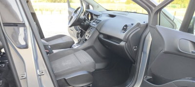 Opel Meriva 1.4 100CV Cosmo (18)