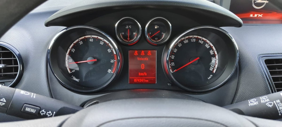 Opel Meriva 1.4 100CV Cosmo (8)