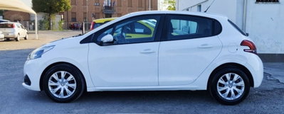 Peugeot 208 68 5 porte Active (13)