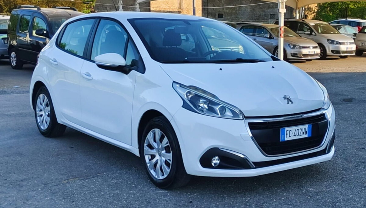 Peugeot 208 68 5 porte Active (3)