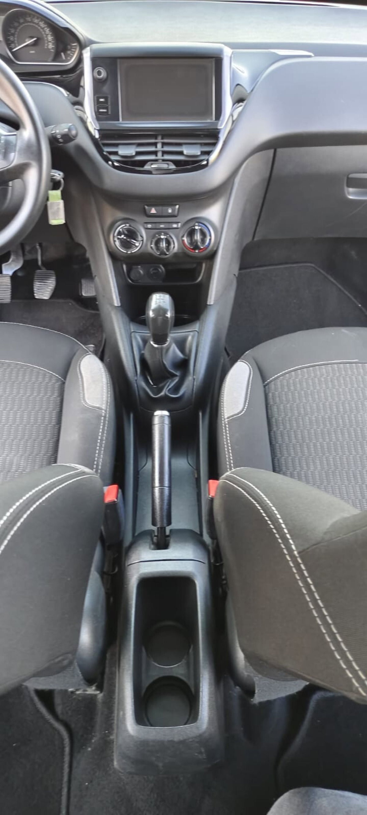 Peugeot 208 68 5 porte Active (9)