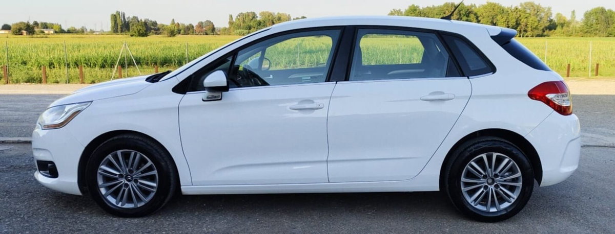Citroen C4 1.4 VTi 95 Seduction (12)