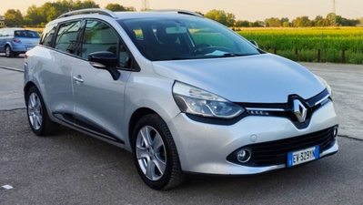 Renault Clio Sporter 1.2 75CV Live usata