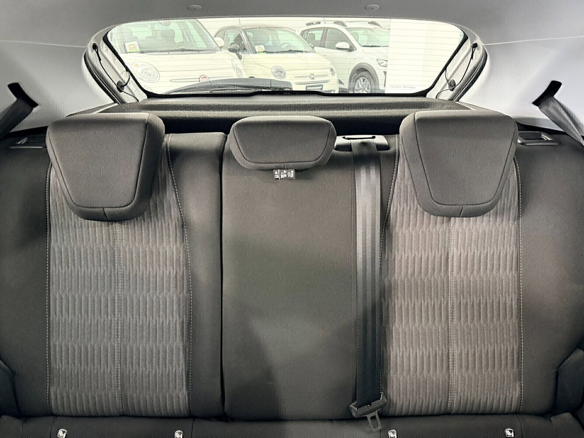 Opel Corsa 1.5 D 100 CV Edition (17)