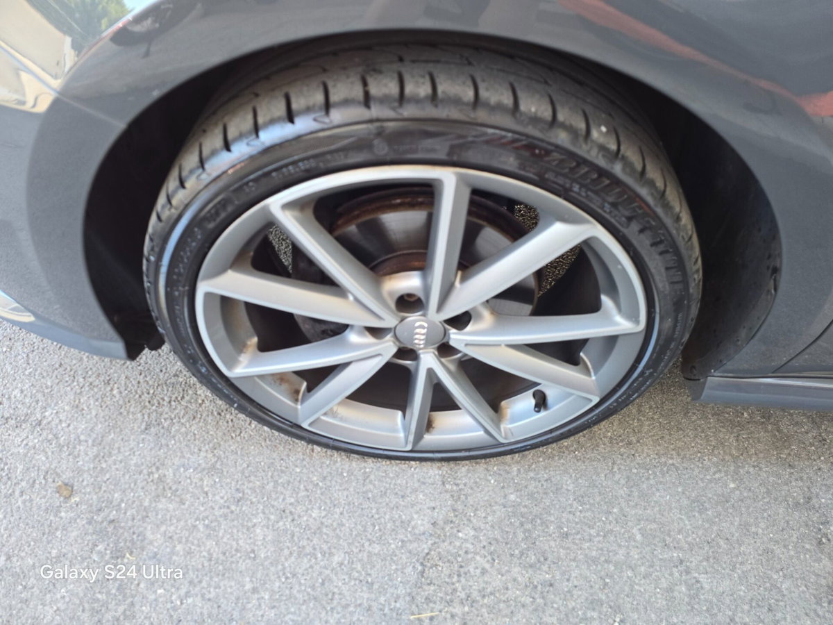 Audi A1 1.6 TDI 116 CV Sport (8)