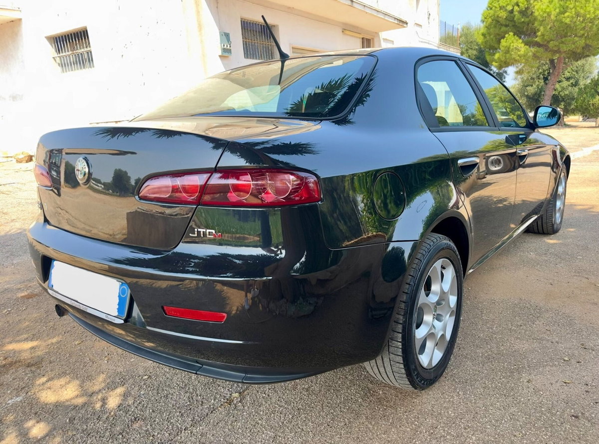 Alfa Romeo 159 2.0 JTDm Progression (4)