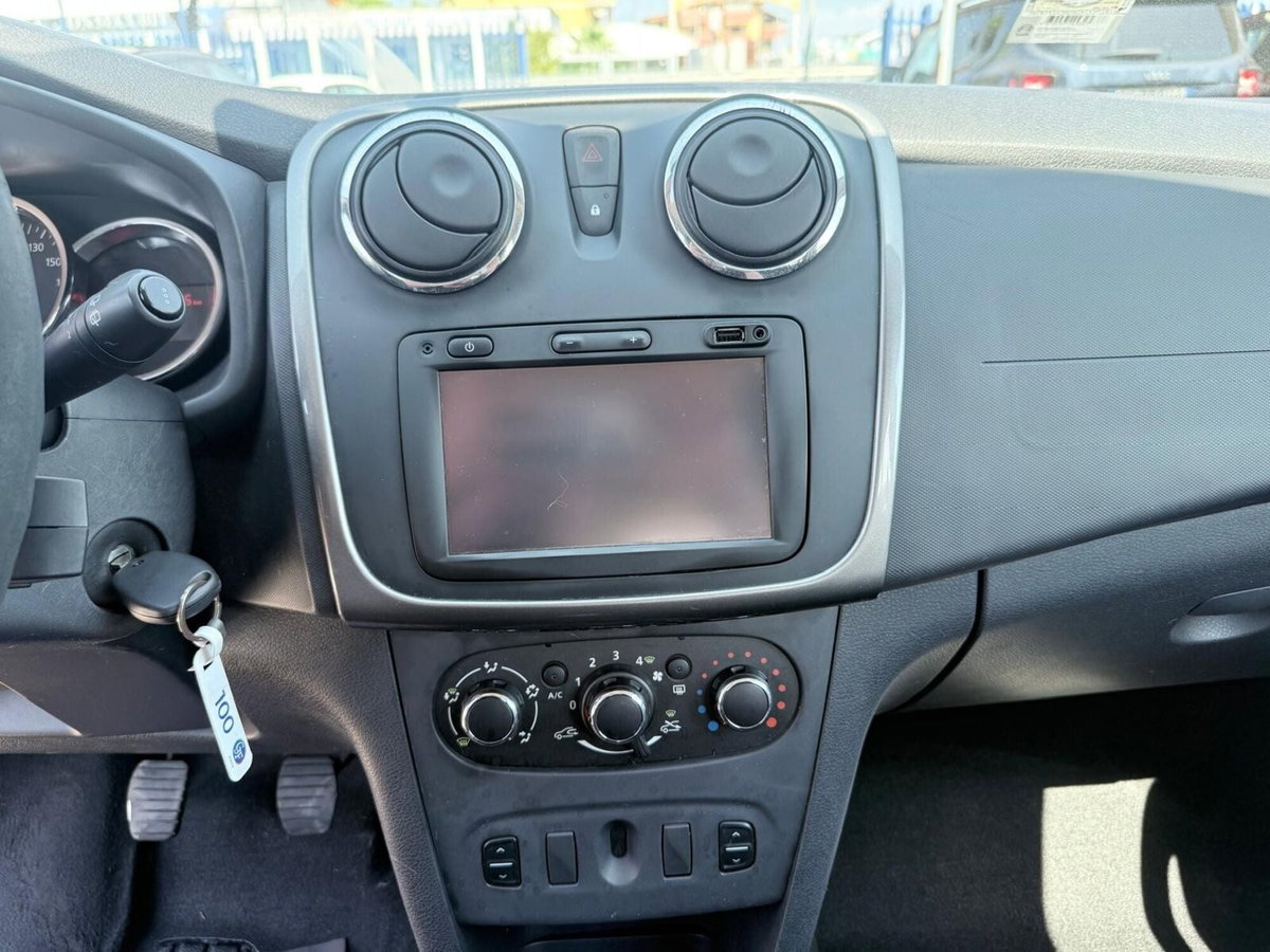 Dacia Sandero 1.2 GPL 75CV Lauréate (14)