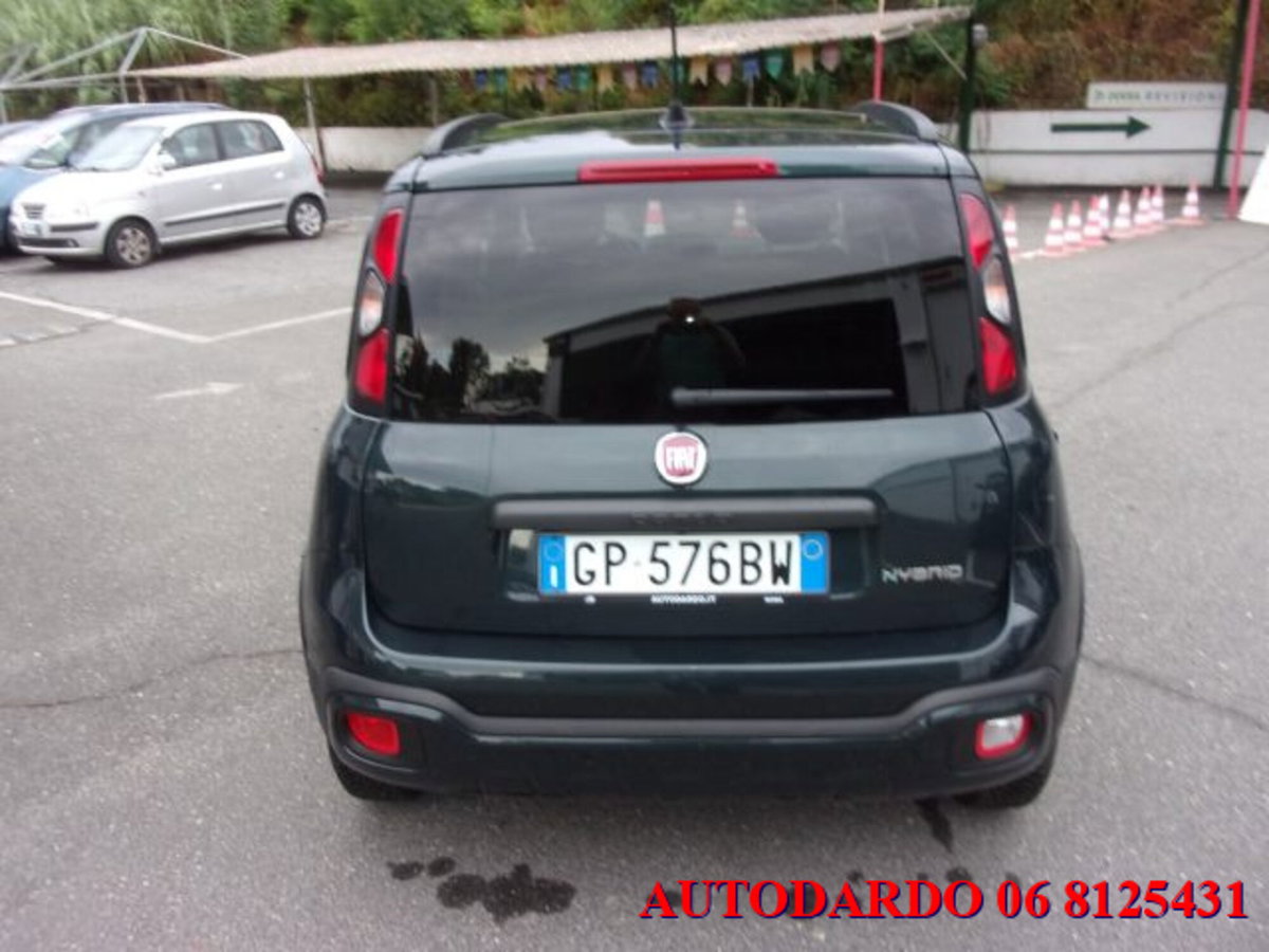 Fiat Panda 1.0 FireFly S&S Hybrid City Cross (8)