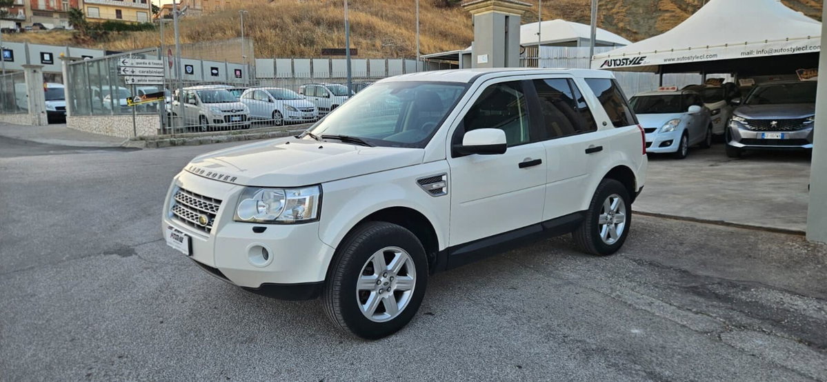 Land Rover Freelander 2.2 TD4 S.W. XS (3)