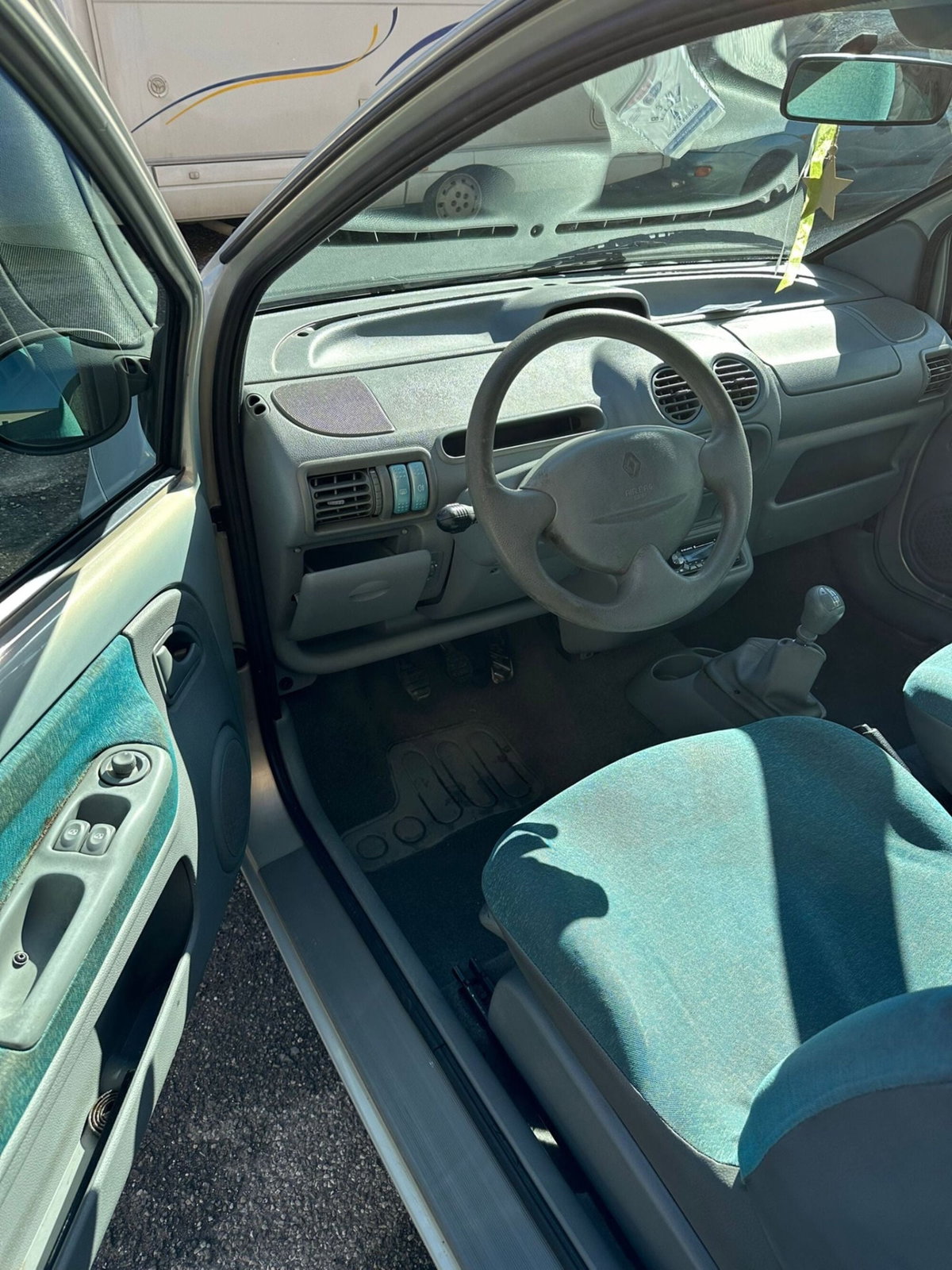 Renault Twingo 1.2i cat Diabolika (10)