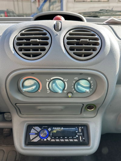 Renault Twingo 1.2i cat Diabolika (12)