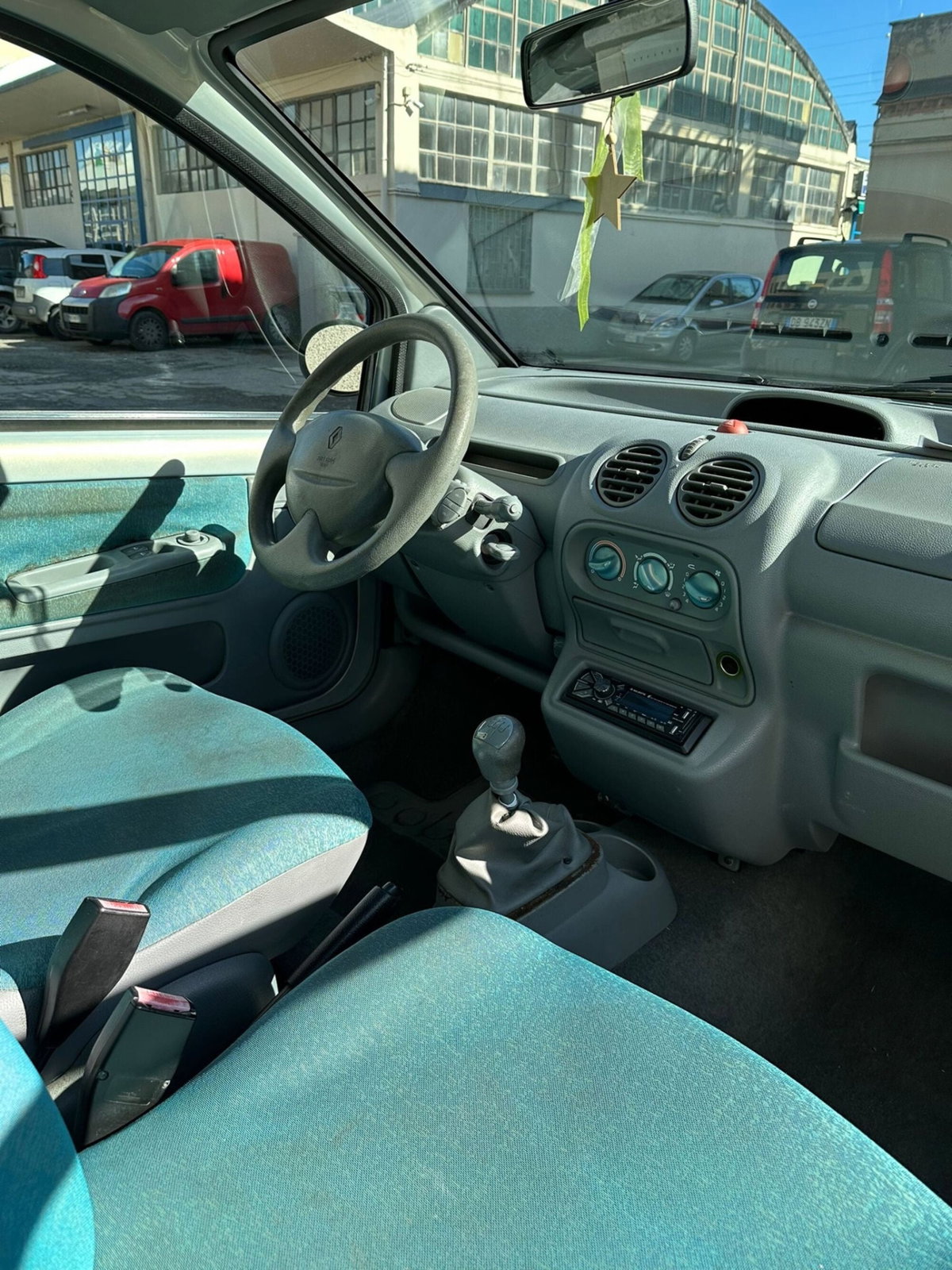 Renault Twingo 1.2i cat Diabolika (15)