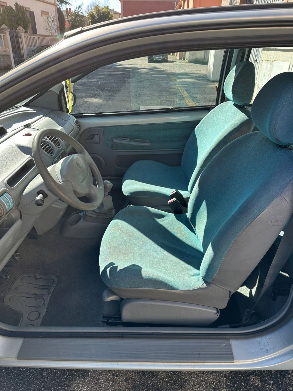 Renault Twingo 1.2i cat Diabolika (9)