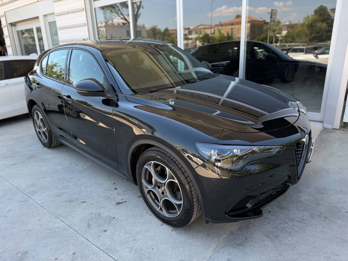 Alfa Romeo Stelvio Stelvio 2.2 Turbodiesel 160 CV AT8 RWD Sprint (2)