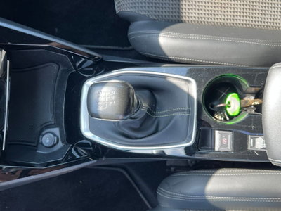 Peugeot 2008 PureTech 130 S&S GT (15)