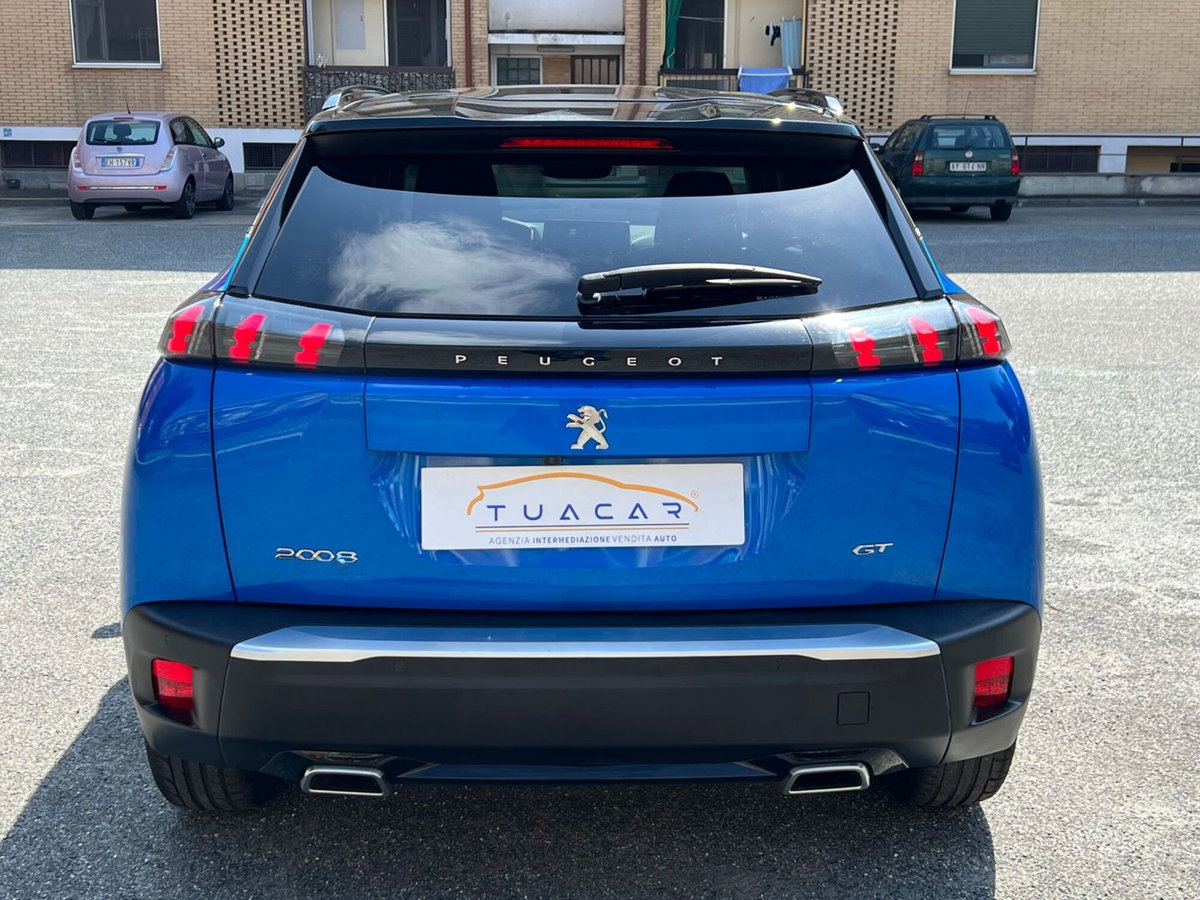 Peugeot 2008 PureTech 130 S&S GT (6)