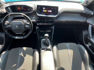 Peugeot 2008 PureTech 130 S&S GT (9)