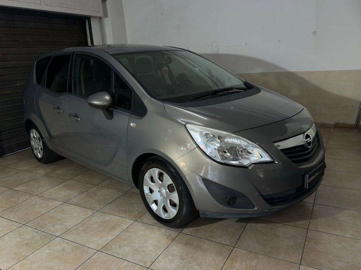 Opel Meriva 1.4 100CV Cosmo (2)