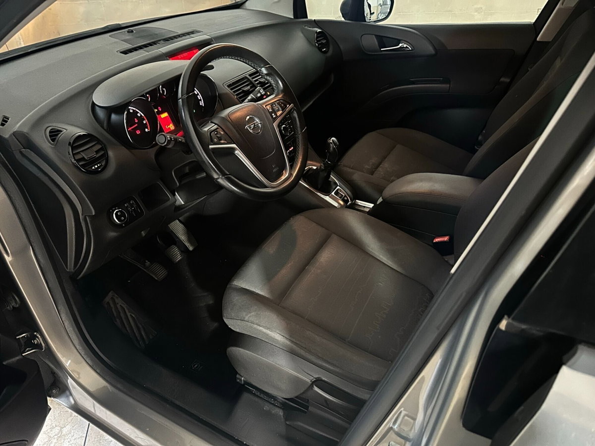 Opel Meriva 1.4 100CV Cosmo (5)