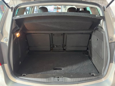 Opel Meriva 1.4 100CV Cosmo (9)