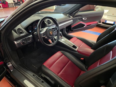 Porsche 718 Cayman  Cayman 2.0 300cv (12)