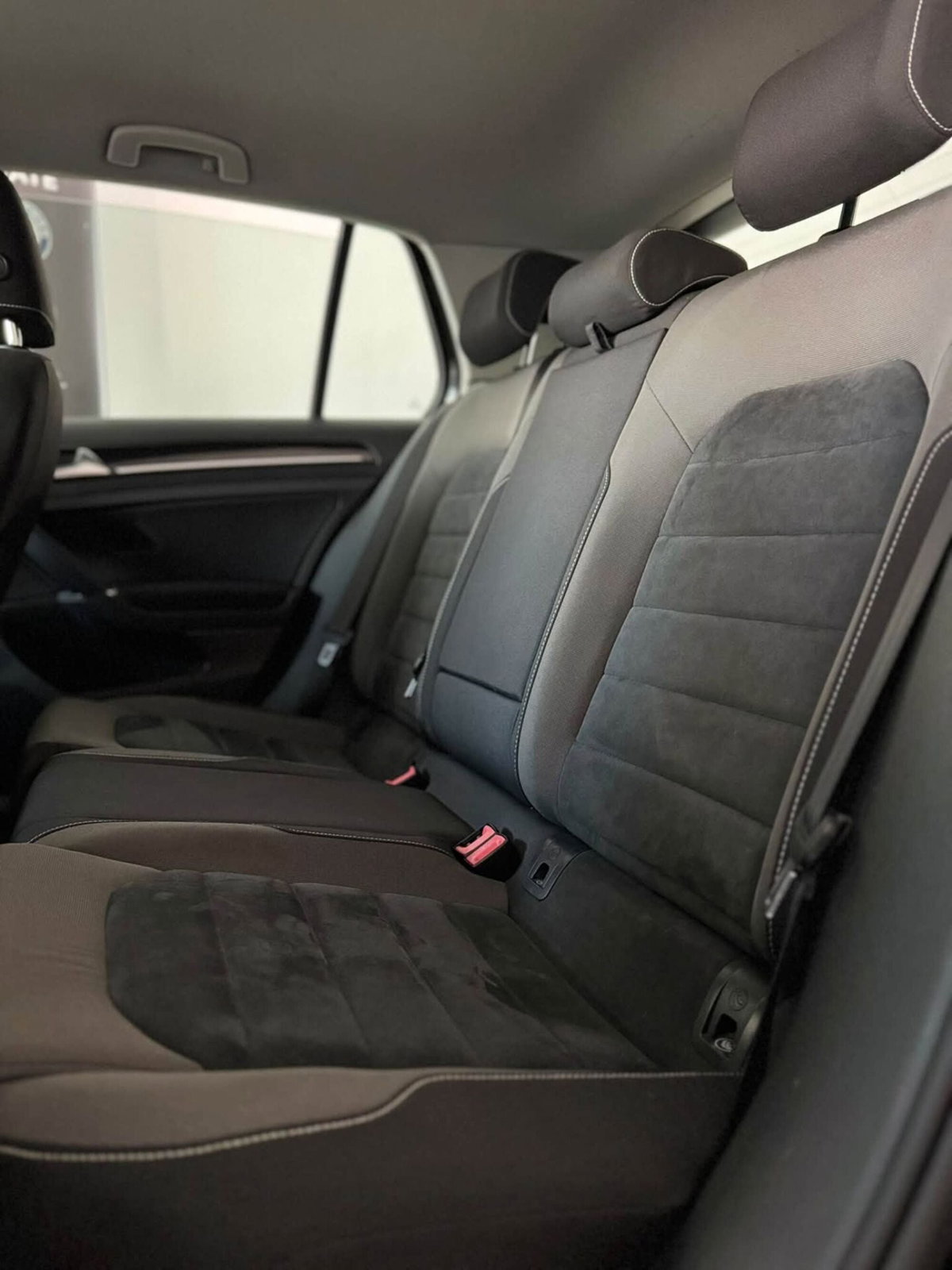 Volkswagen Golf 1.6 TDI 5p. Highline BlueMotion Technology (13)
