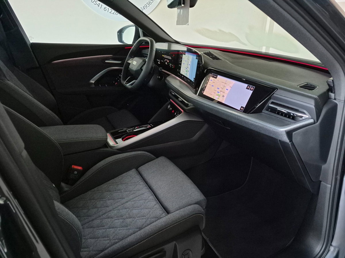 Audi Q5 40 2.0 tdi mhev 12V S line quattro s-tronic (17)