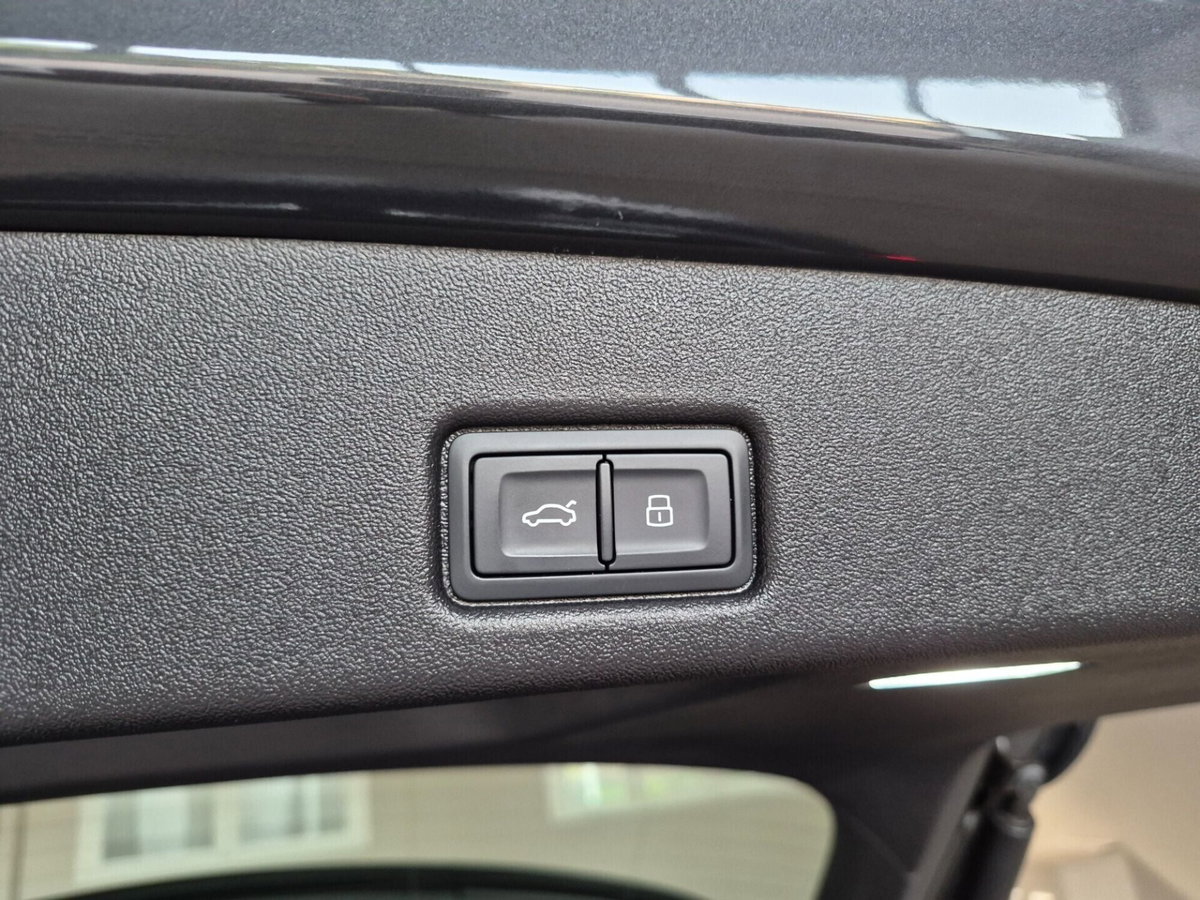 Audi Q5 40 2.0 tdi mhev 12V S line quattro s-tronic (14)
