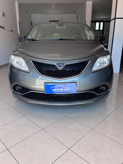 Lancia Ypsilon 1.2 69 CV 5 porte Gold usata