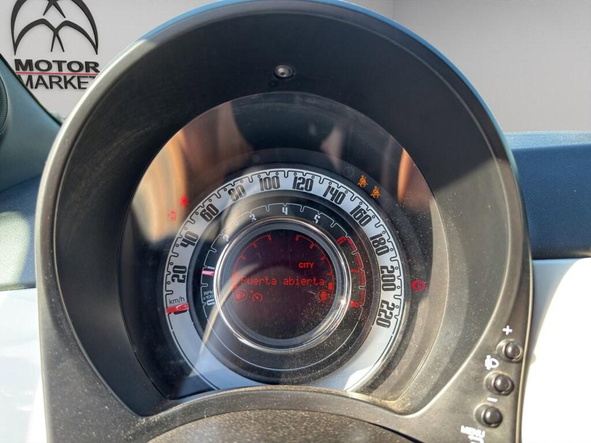 Fiat 500 1.0 Hybrid Club (11)