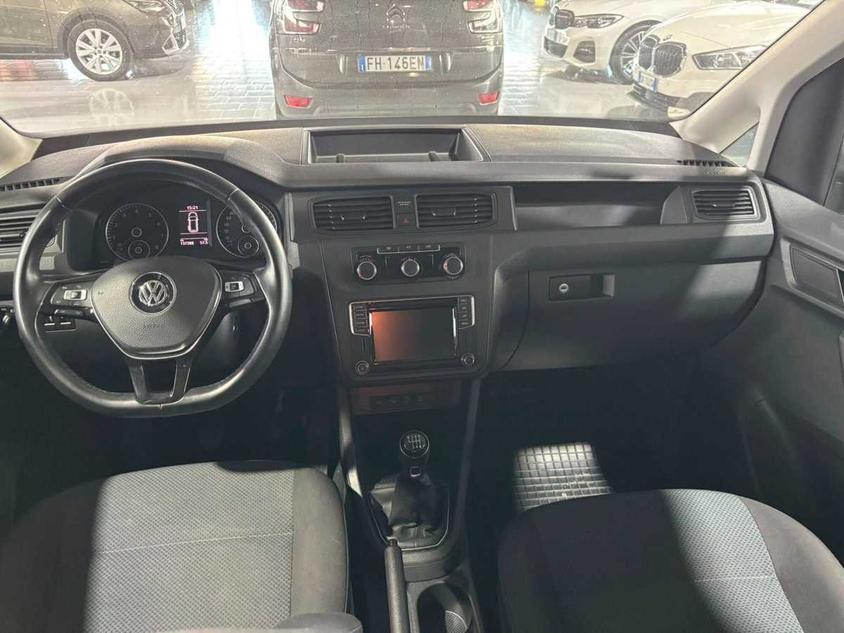 Volkswagen Caddy 1.4 TGI Comfortline (11)