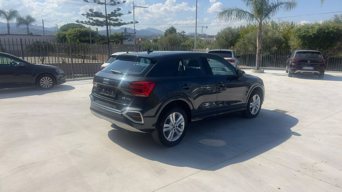 Audi Q2 Q2 30 TFSI Business (6)