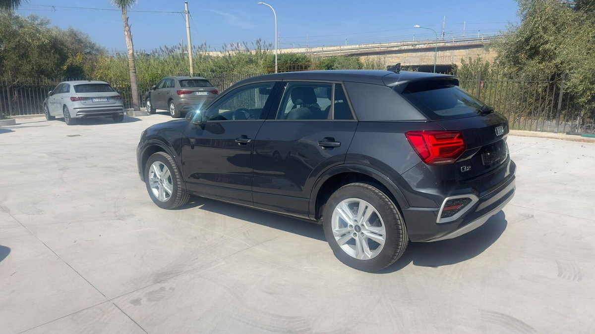 Audi Q2 Q2 30 TFSI Business (8)