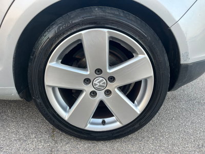 Volkswagen Golf Plus 2.0 TDI DPF DSG Sportline (16)
