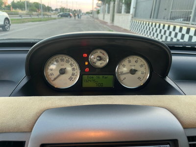 Lancia Ypsilon 1.2 Argento (12)