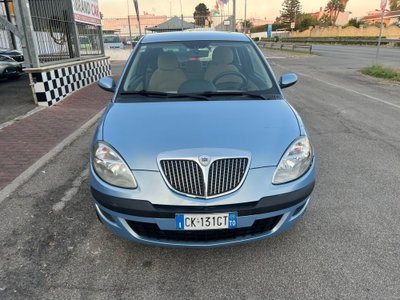 Lancia Ypsilon 1.2 Argento (2)
