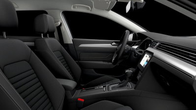 Volkswagen Passat 2.0 tdi scr R-Line 150cv dsg (7)