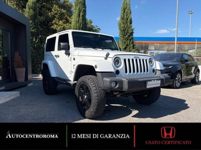 Jeep Wrangler Unlimited 2.8 CRD DPF Sahara Auto usata