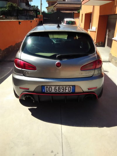 Alfa Romeo 147 1.6 16V TS (105) 5 porte Distinctive (3)