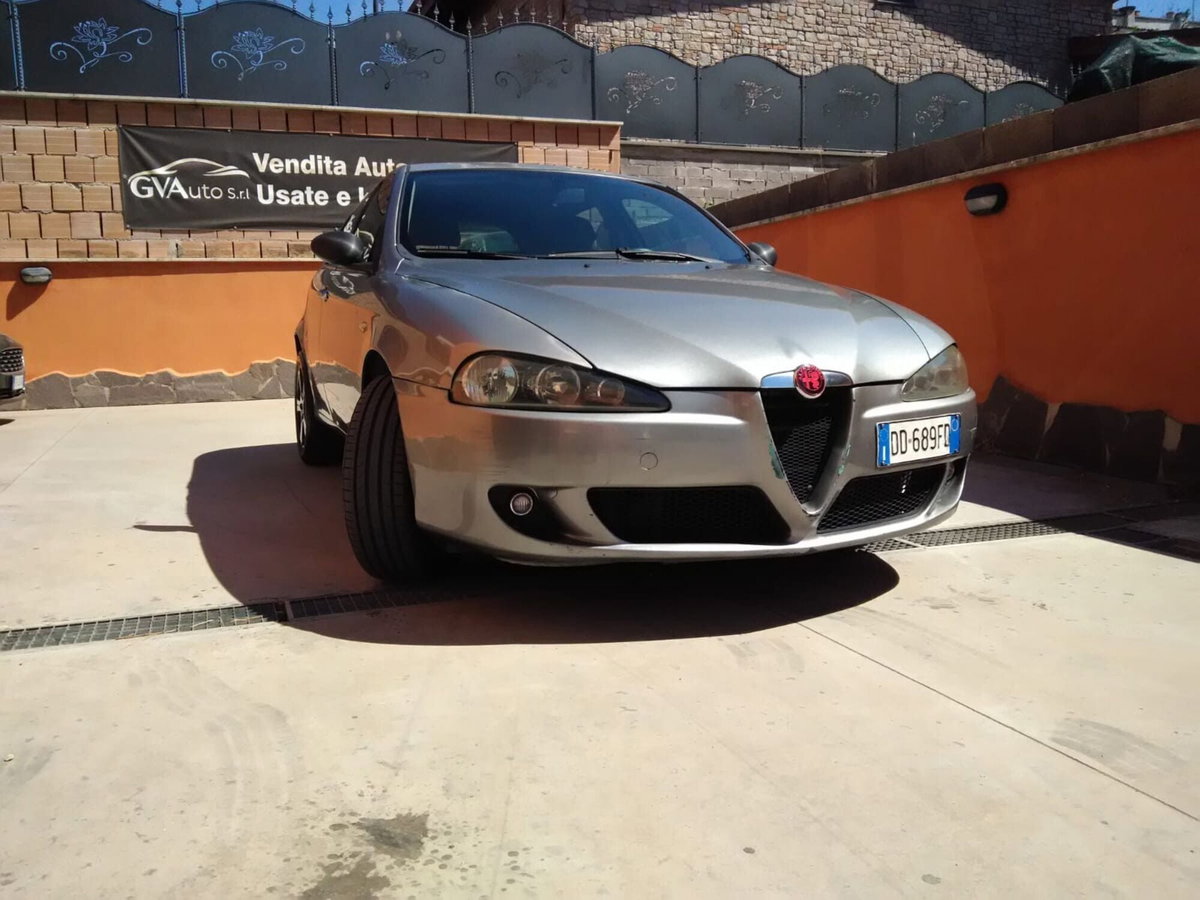 Alfa Romeo 147 1.6 16V TS (105) 5 porte Distinctive (4)