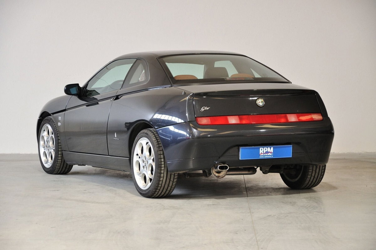 Alfa Romeo Gtv 2.0i 16V T.S. cat Limited Edition (4)