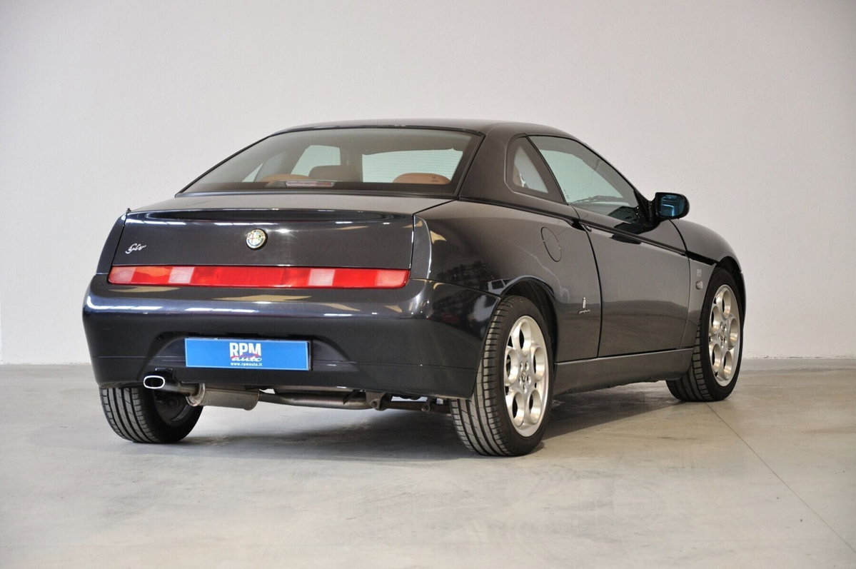 Alfa Romeo Gtv 2.0i 16V T.S. cat Limited Edition (5)
