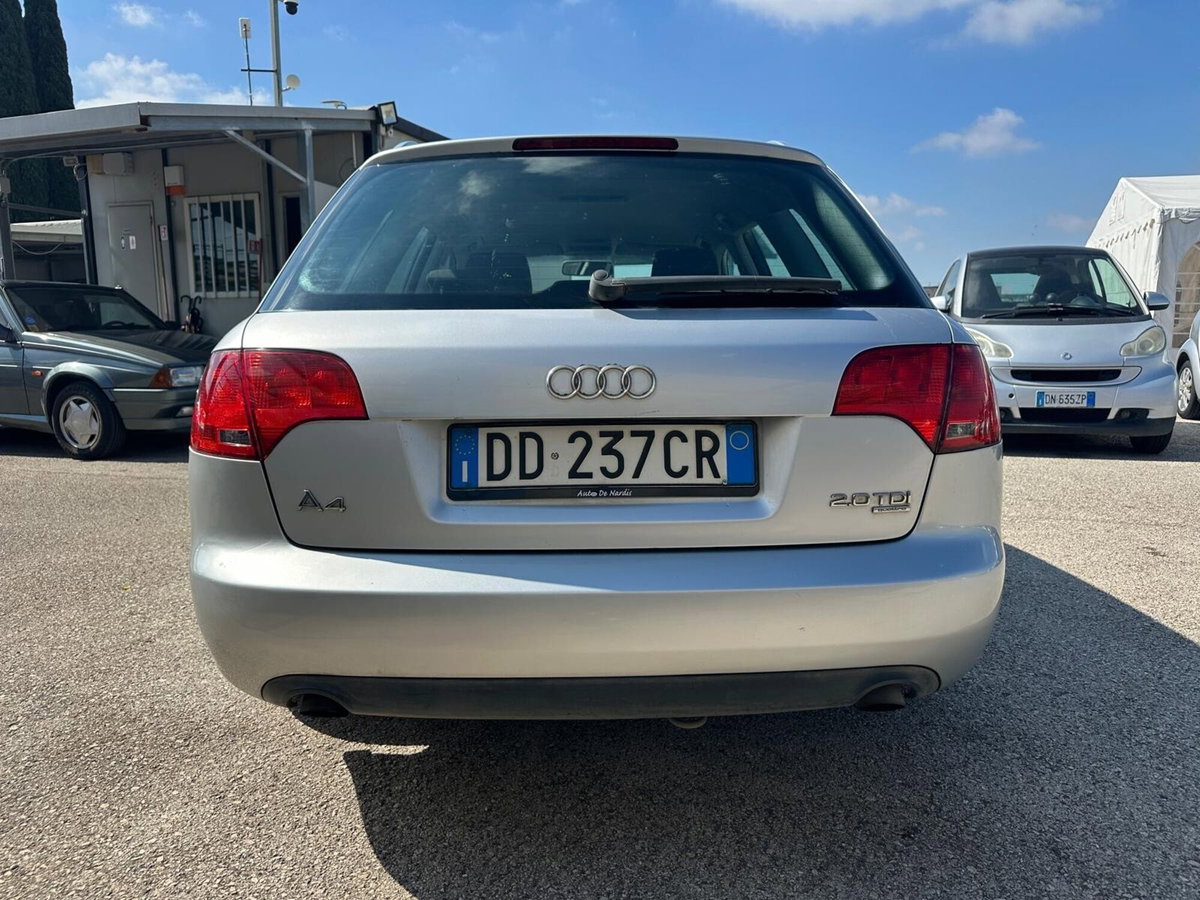 Audi A4 Avant 2.0 TDI F.AP. quattro Sport (4)