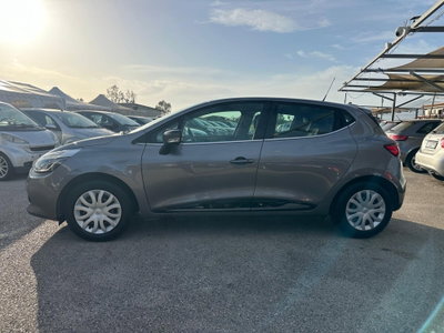 Renault Clio 1.2 75CV GPL 5 porte Wave (6)