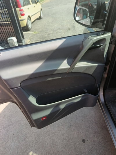 Mercedes-Benz Vito 2.2 115 CDI PC-SL Mixto Vtr. Long (7)
