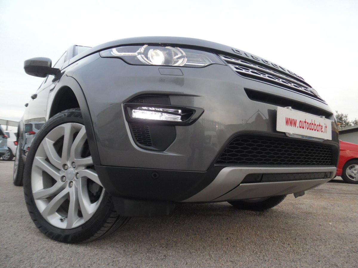 Land Rover Discovery Sport 2.0 TD4 150 CV HSE Luxury (9)