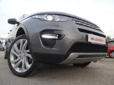 Land Rover Discovery Sport 2.0 TD4 150 CV HSE Luxury (9)