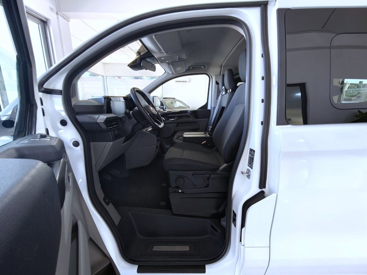Ford Tourneo Connect Tourneo  2.0 EcoBlue 122 CV AWD Sport (7)