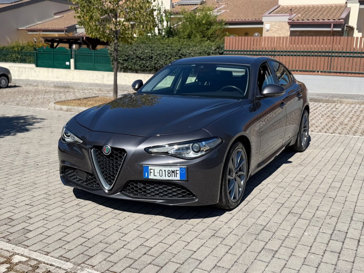 Alfa Romeo Giulia 2.2 Turbodiesel 180 CV AT8 AWD Q4 Super