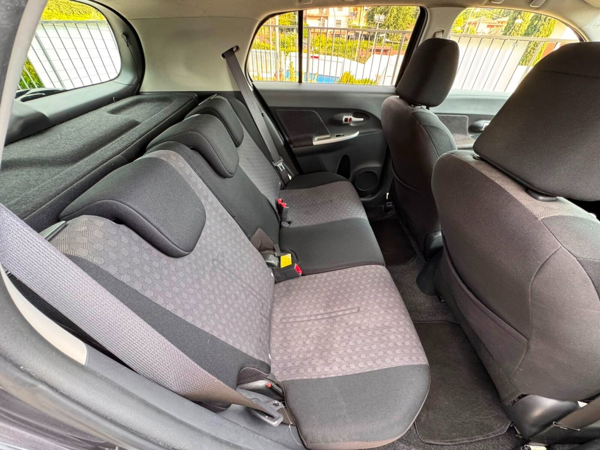 Toyota Urban Cruiser Cruiser 1.3 Sol (10)